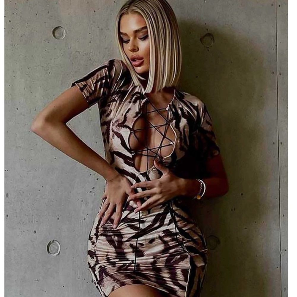 NWT Fashion Nova Mini